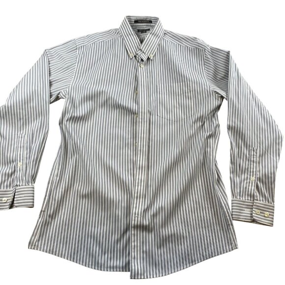 Eddie Bauer Men's Button-Down Shirt Medium Wrinkle-Free Classic Fit Striped - Picture 1 of 8